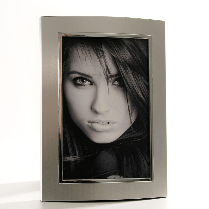 Portraitrahmen Arco 15x20 cm | Alu matt-silber | Normalglas